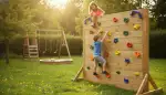 Kletterwand Kinder: Vertikale Abenteuer im Garten